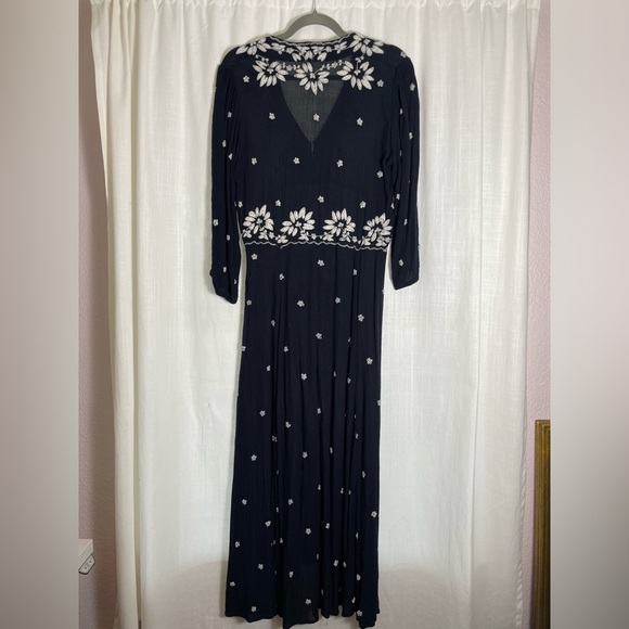 EUC Free People Embroidered Fable Midi Prairie Hippie Boho Dress size S - Picture 9 of 11